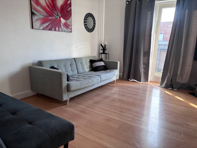 Apartment  Ealing