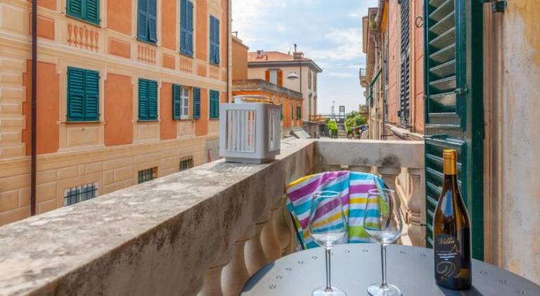 Apartment with 2 rooms for 6 persons in Levanto