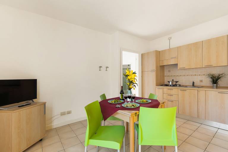 Family-oriented nice holiday apartment with garden | Mountain view | Beach nearby | Dogs allowed — photo 3