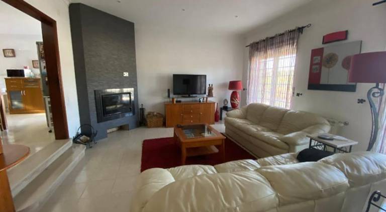 Big house with garden, patio & jacuzzi | Pet-friendly — photo 2