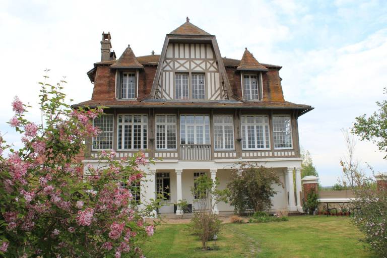 Appart'hôtel La Rivière-Saint-Sauveur