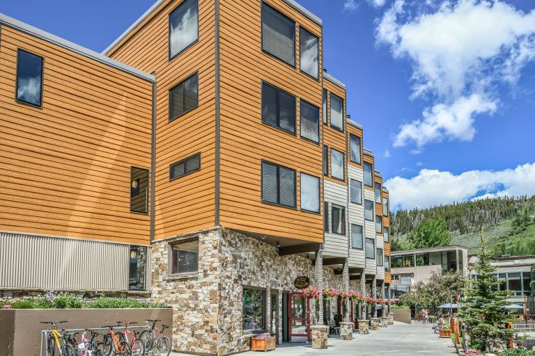 Condo Keystone