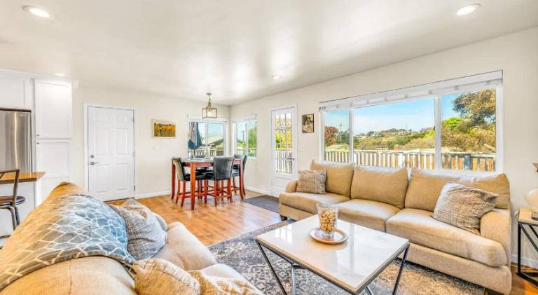 Vacation home | Pet-friendly — photo 2