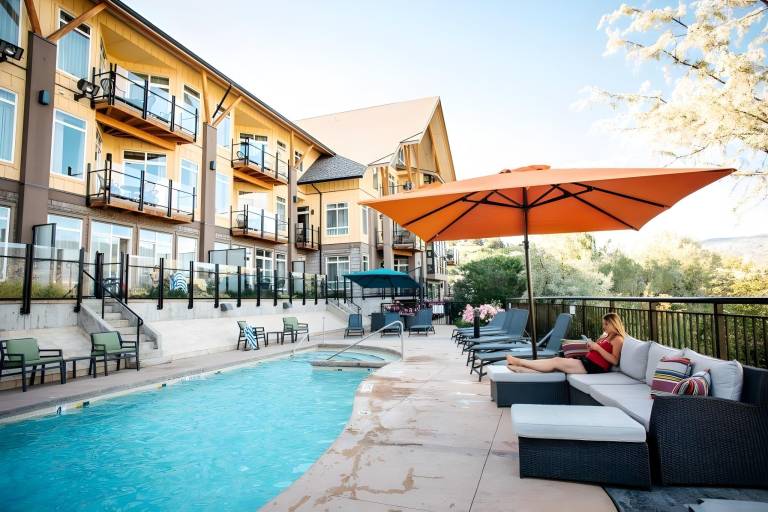 Resort  Summerland