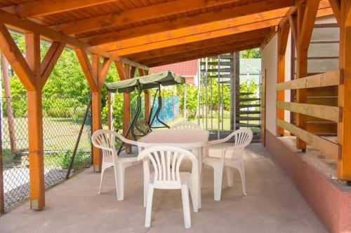 Apartman Akasztó