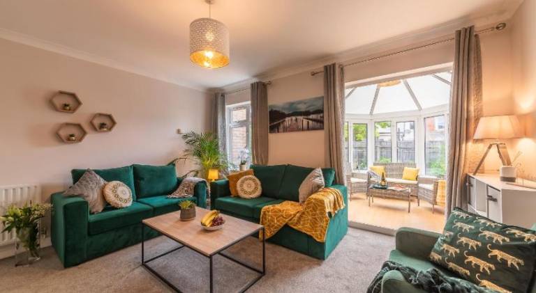 Pleasant house | Pets allowed in Southampton