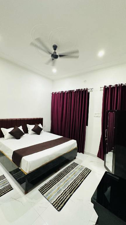 1200 m&sup2; Ferienhaus