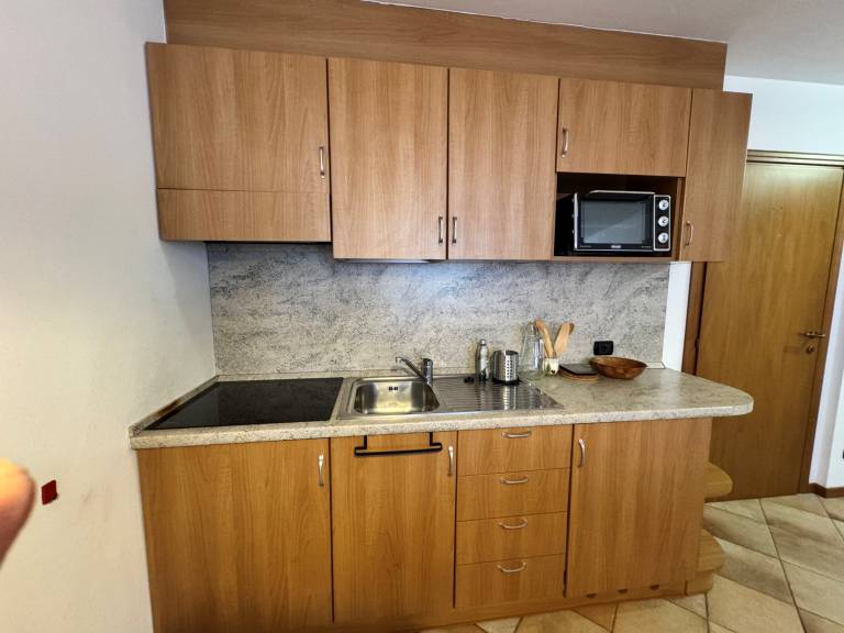 Apartment with 2 rooms for 6 persons — photo 5