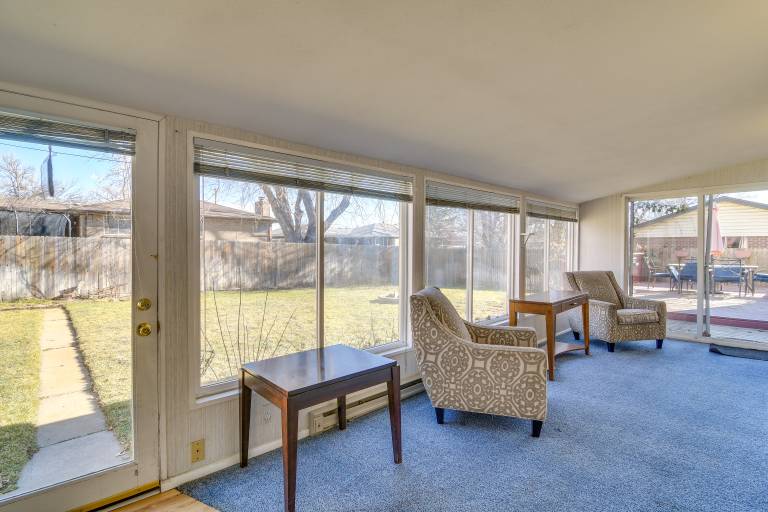 2 Mi to Olde Town! Pet-Friendly Haven w/ Sunroom — photo 3