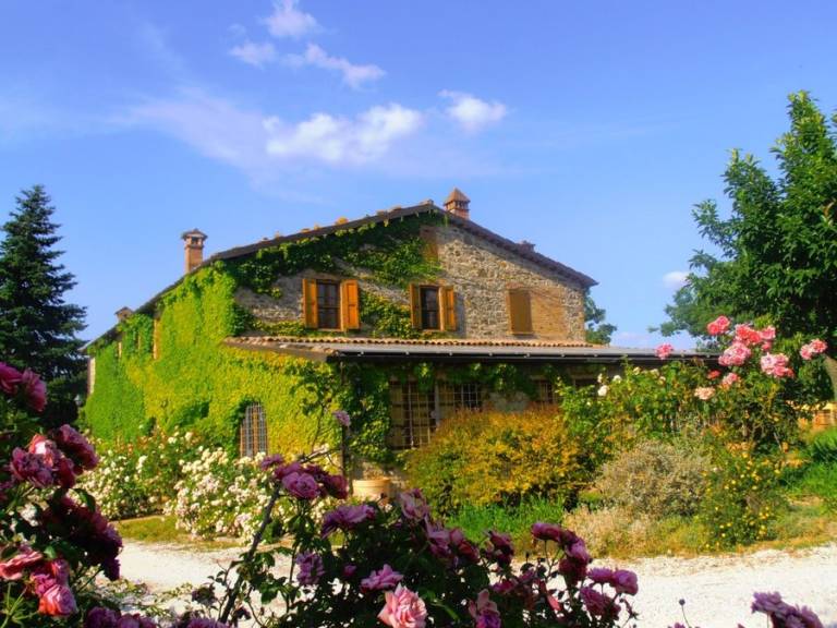 Farmhouse Baschi