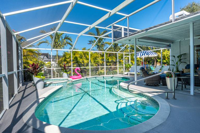 Family-oriented pleasant house with jacuzzi, private pool & barbeque | Pet-friendly — photo 3