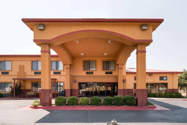 Econo Lodge Lubbock I-27 in Lubbock, TX