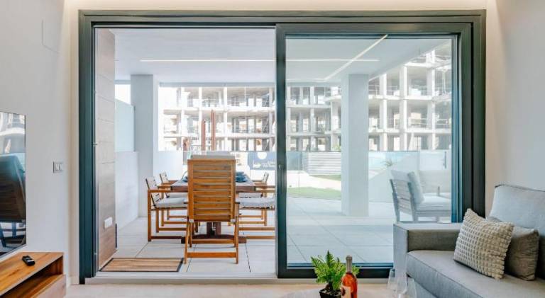Apartment with pool | Beach nearby | Pets allowed — photo 2