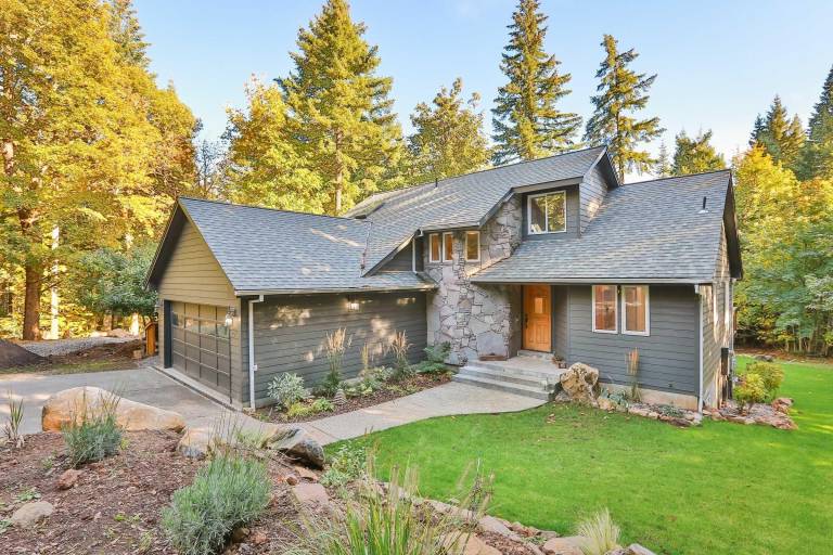 House  Hood River