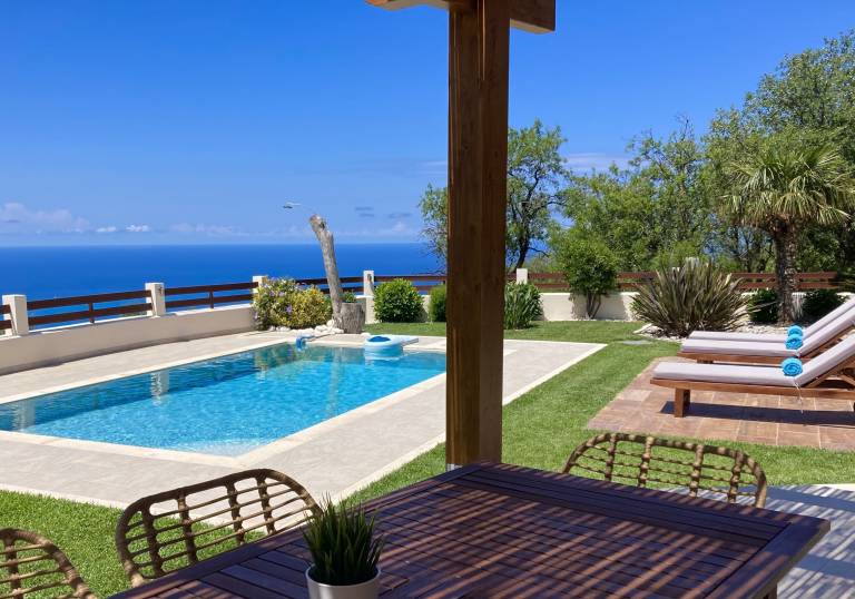 Villa Kalamitsi