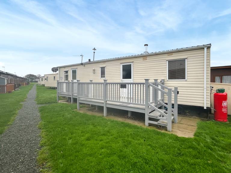 Family-oriented pleasant cottage | River view | Pets are welcome in Mablethorpe