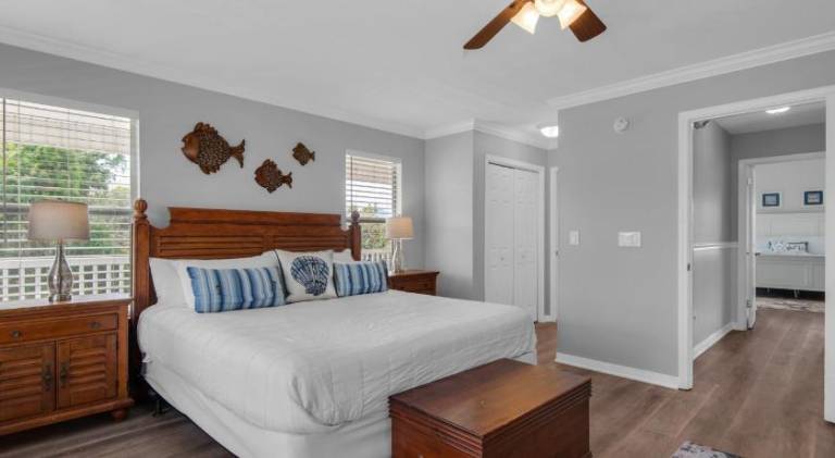 Vacation home with pool | Perfect for remote work — photo 2
