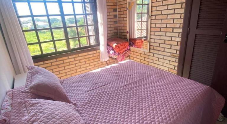 House with 3 rooms for 7 persons in Garopaba