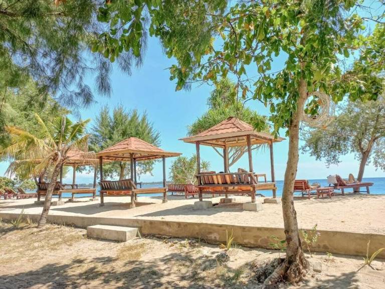 Bed & Breakfast  Gili Air