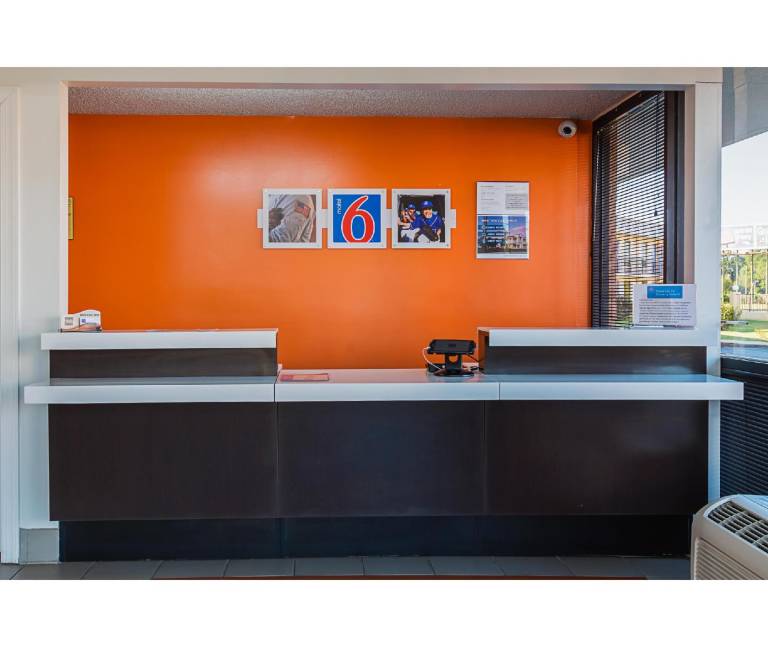 Studio 6 Suites Perry, GA — photo 4