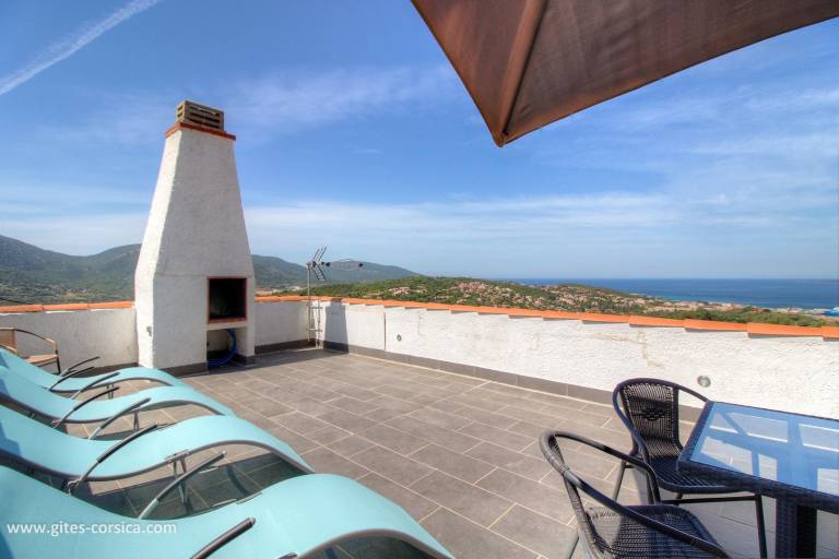 Fully equipped gite with yard, BBQ & patio | Sea view | Dogs allowed — photo 2