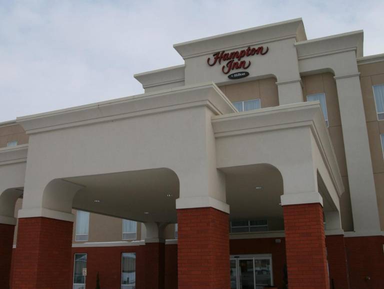Hampton Inn by Hilton Fort Saskatchewan in Fort Saskatchewan, AB