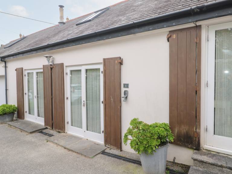 Child-friendly lovely cottage | Beach view | Pets are welcome in Newquay