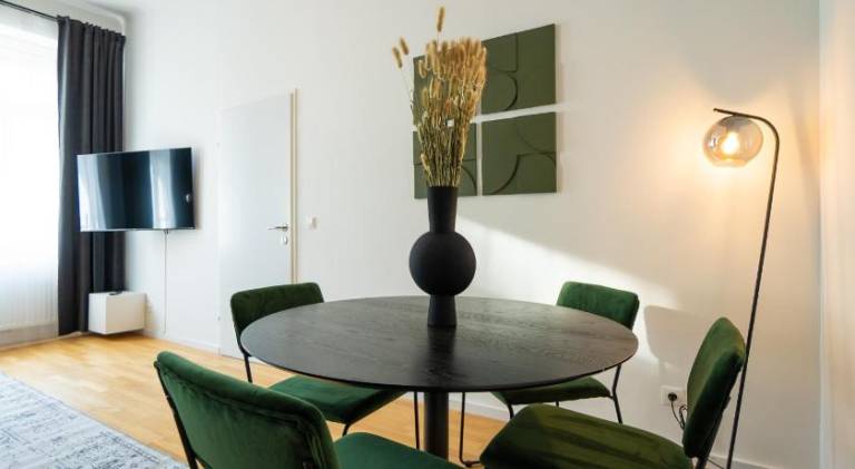Modern apartment near Belvedere Castle — photo 3