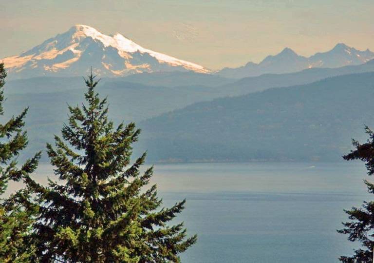 Cabin Lummi Island