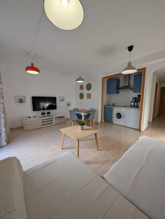 Apartment with 1 room for 4 persons — photo 2