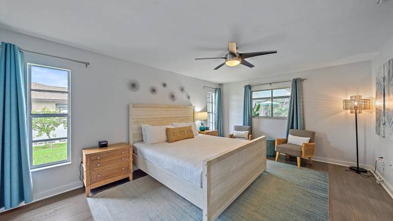Child-friendly spacious house with yard, patio & pool | Pet-friendly — photo 4