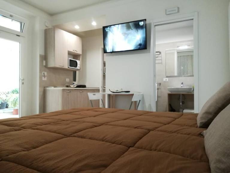 Apartment with 1 room for 2 persons — photo 3