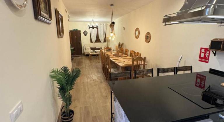 Vacation home with patio — photo 4