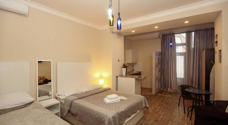 Holiday apartment with garden & patio | Close to Old Tbilisi in Tbilisi
