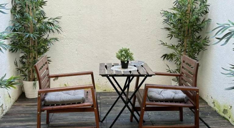 Apartment with yard & patio | Close to Monastery of São Vicente de Fora in Lisbon