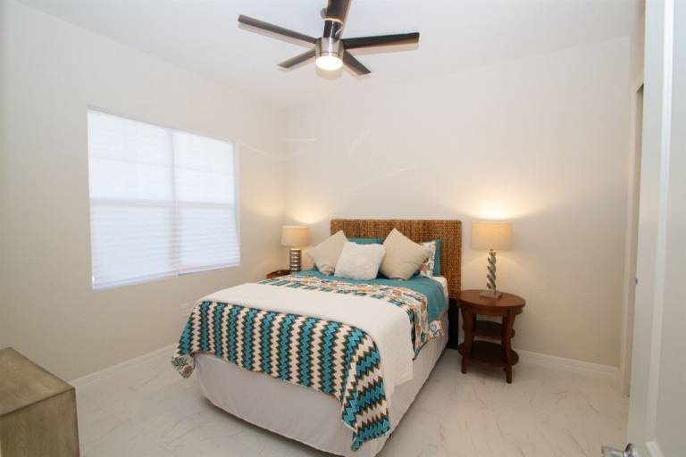 Lovely condo with barbecue, jacuzzi & private pool | Water view | Dogs allowed — photo 4