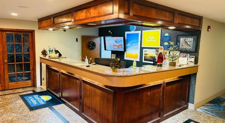 Days Inn & Suites by Wyndham Brinkley — photo 5