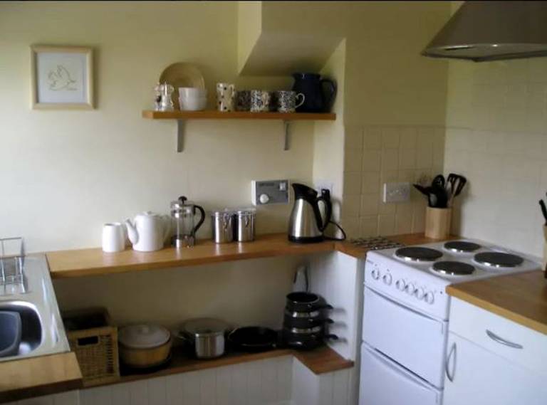Cozy Farm Cottage Holiday Rental in Countryside of Blairgowrie, Perthshire, Scotland — photo 3