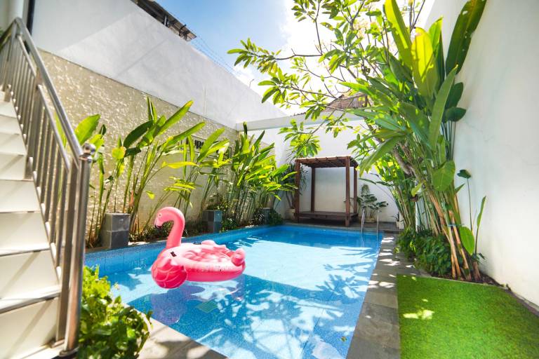 300 m&sup2; Villa