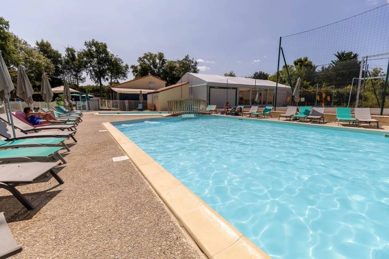 Camping suite with pool — photo 2