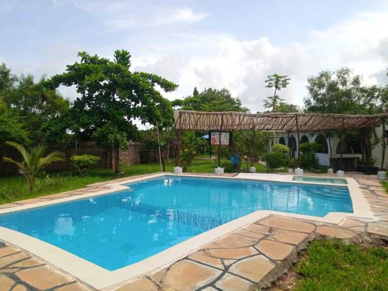 House  Tiwi