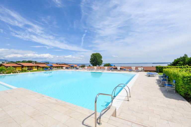 Fully equipped beautiful holiday apartment with pool & grill | Close to the beach | Dogs allowed — photo 3