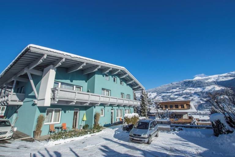 Ferienwohnung in Fügen, Zillertal für max. 6 Personen Ferienwohnung in Fügen, Zillertal für max. 6 Personen