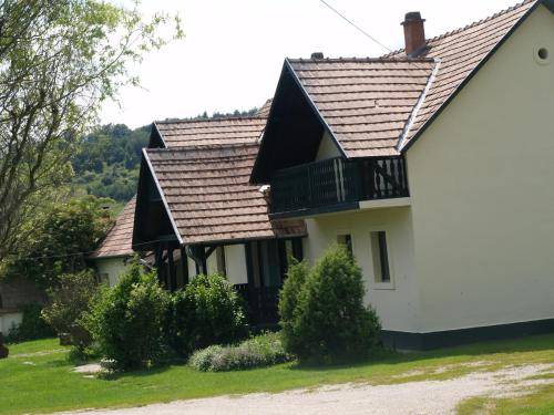 Szállás reggelivel  Bükkszék