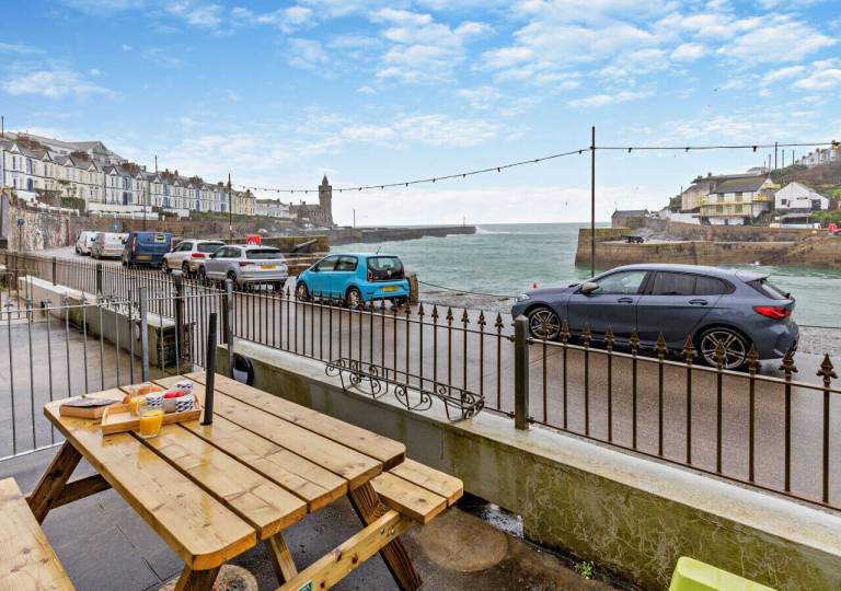 House Porthleven