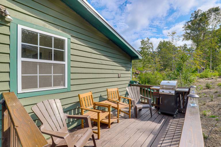 Blue Ridge Retreat w/ Deck: Hike, Sip & Explore! — photo 2