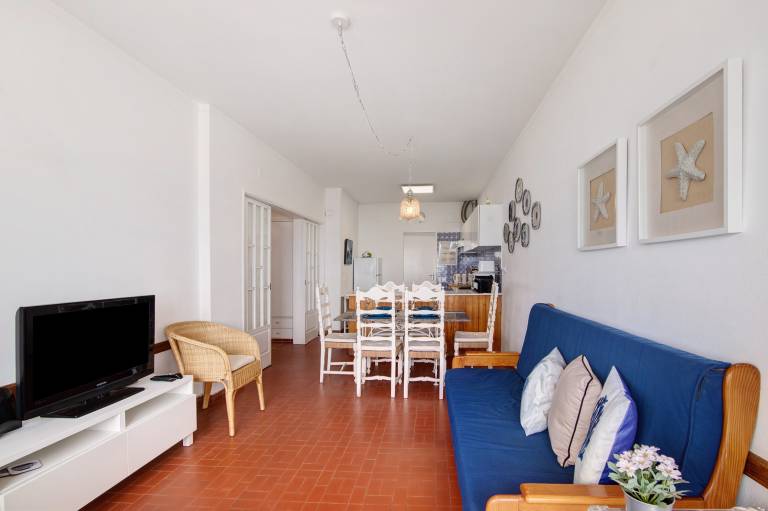 Fully equipped rental apartment | Sea view | Next to the beach | Dogs allowed — photo 4