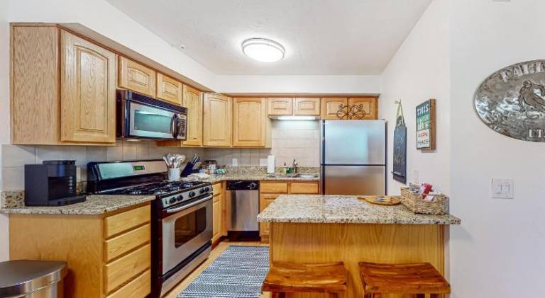 Apartment with 2 rooms for 6 persons — photo 3