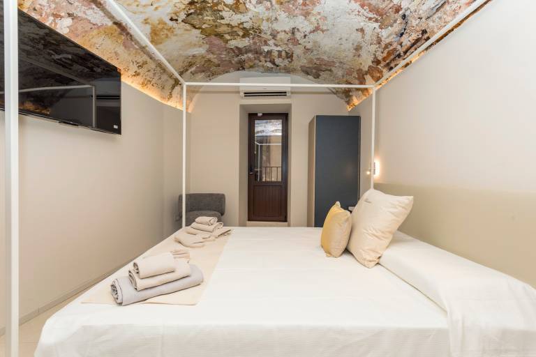 Studio with fast internet | Close to Catania Cathedral | City view | Suitable for remote work — photo 3