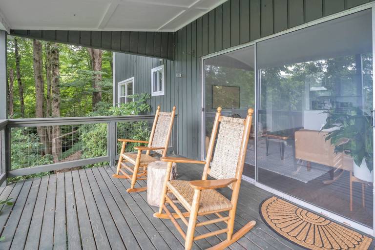 Cabin with patio — photo 5